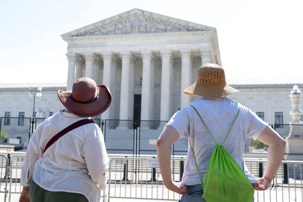 Supreme Court oral arguments continue online streaming, building remains closed