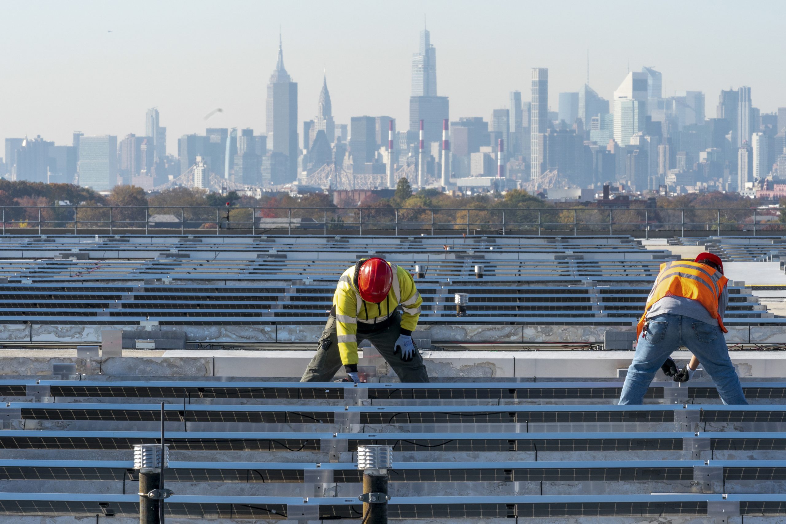 House fails to override Biden veto of bipartisan solar tariff resolution