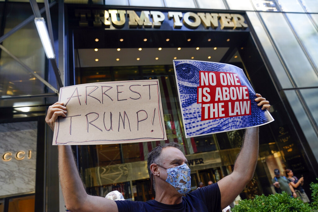 Trump Investigations FBI