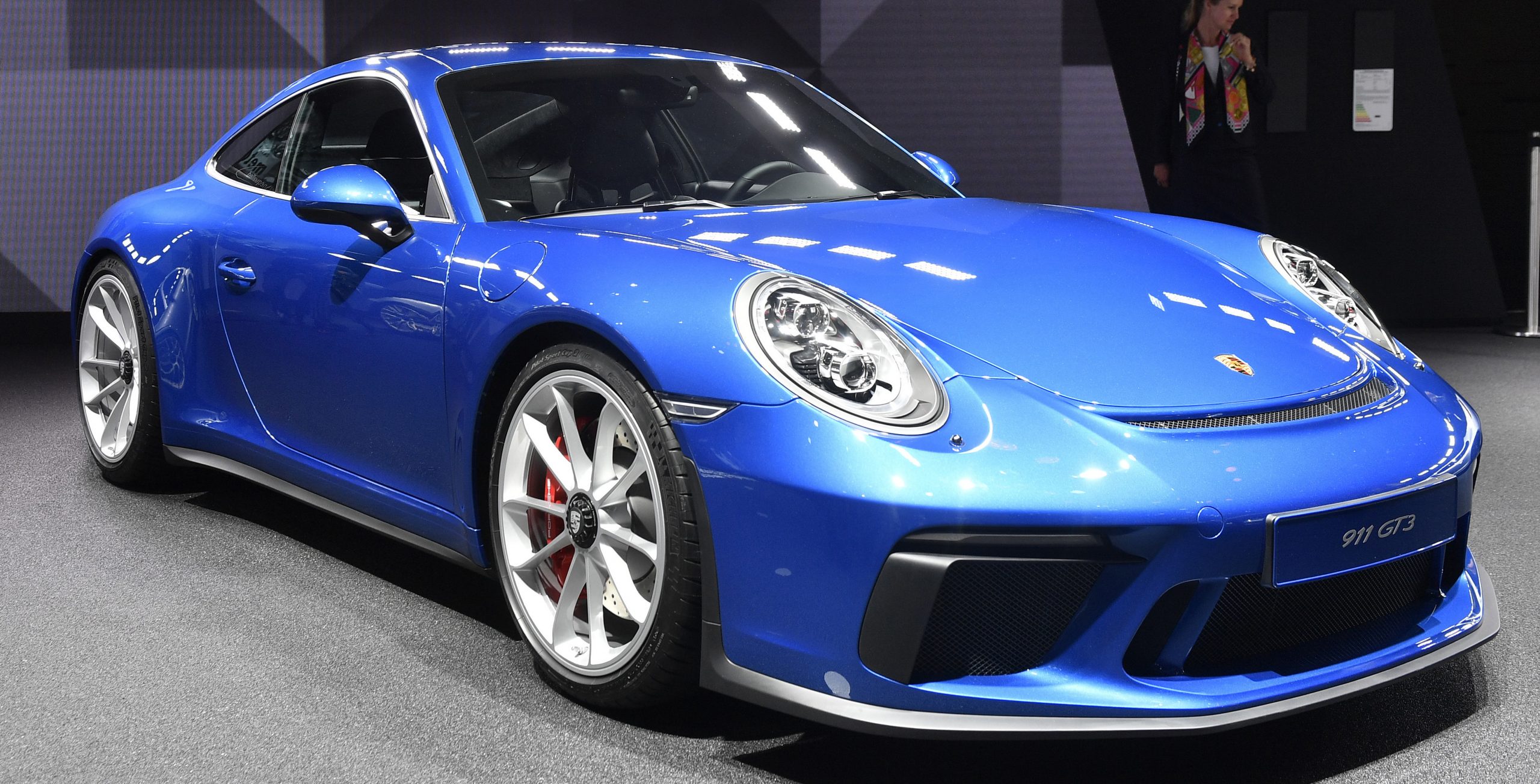 Porsche edits Jesus statue back in ad after being removed