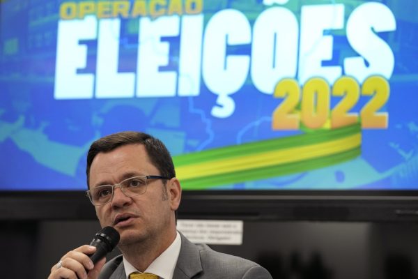 Former Brazilian justice minister arrested on charges related to storming of capital