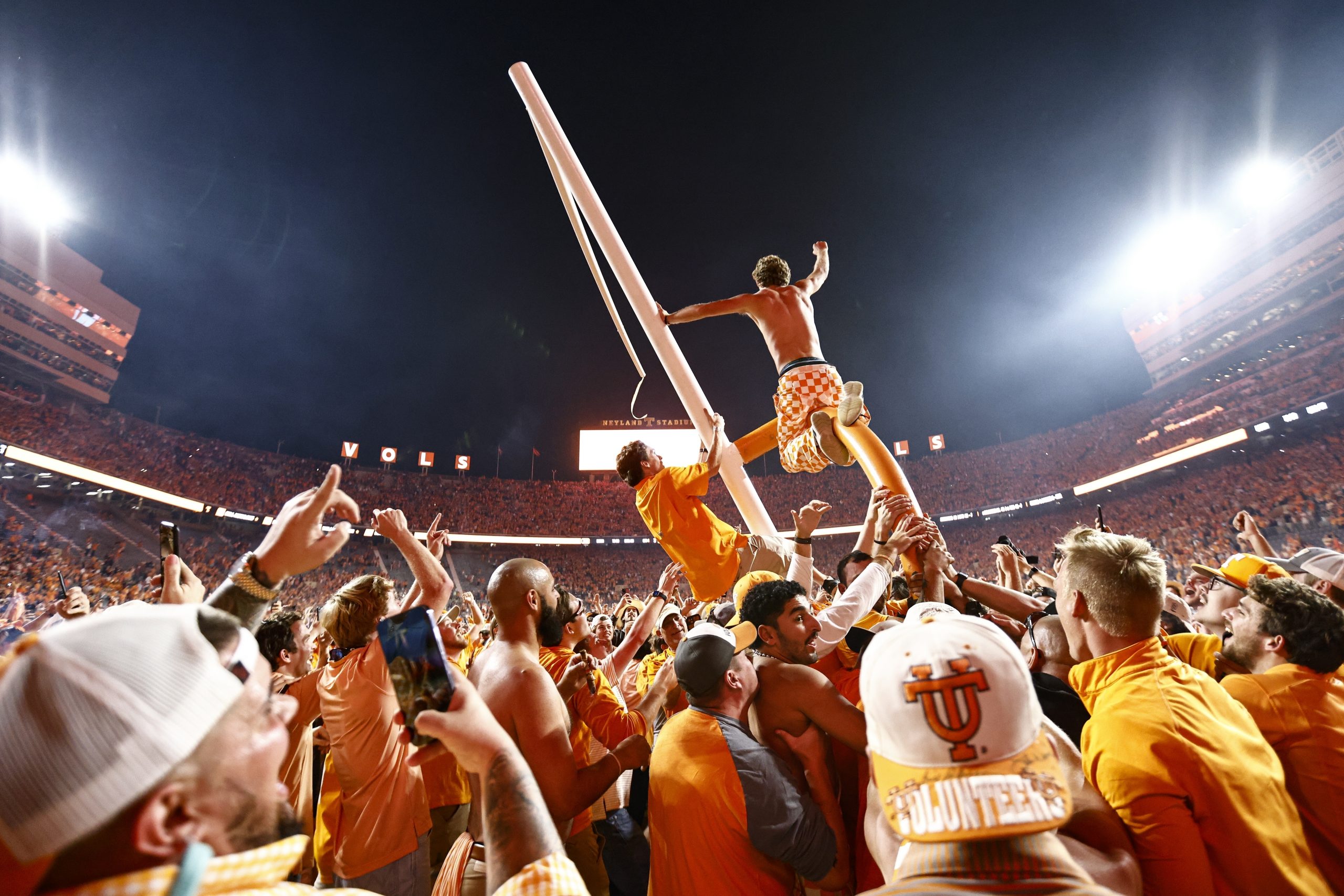 University of Tennessee fined $100,000 for on-field celebration following win over Alabama