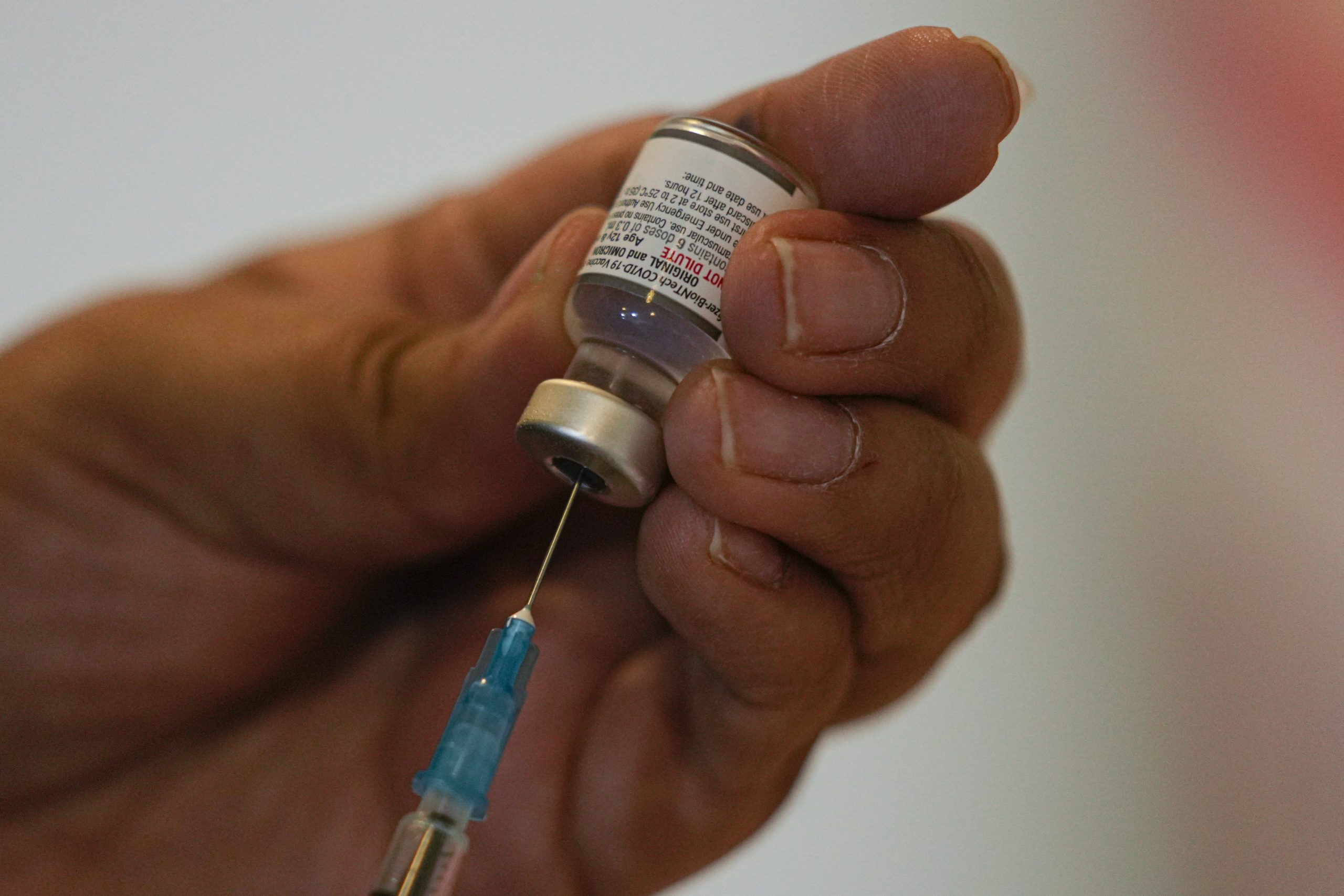 Top colleges and universities mandate bivalent COVID-19 booster shots