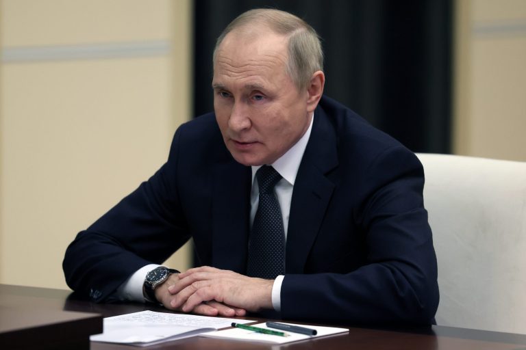 Putin urges relocation of Kherson civilians as military plans remain in flux