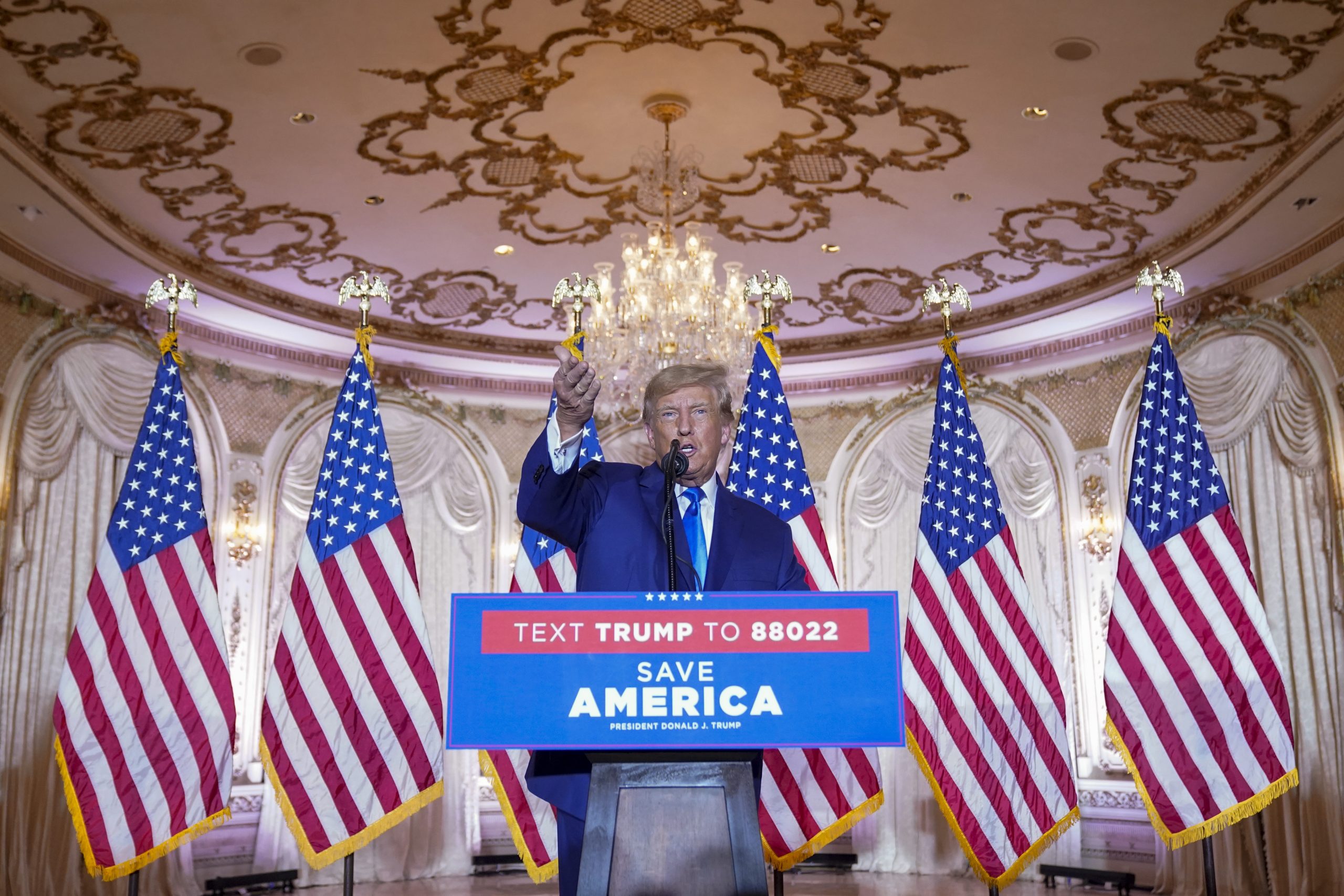 WATCH: Trump delivers midterm night address to supporters at Mar-a-Lago