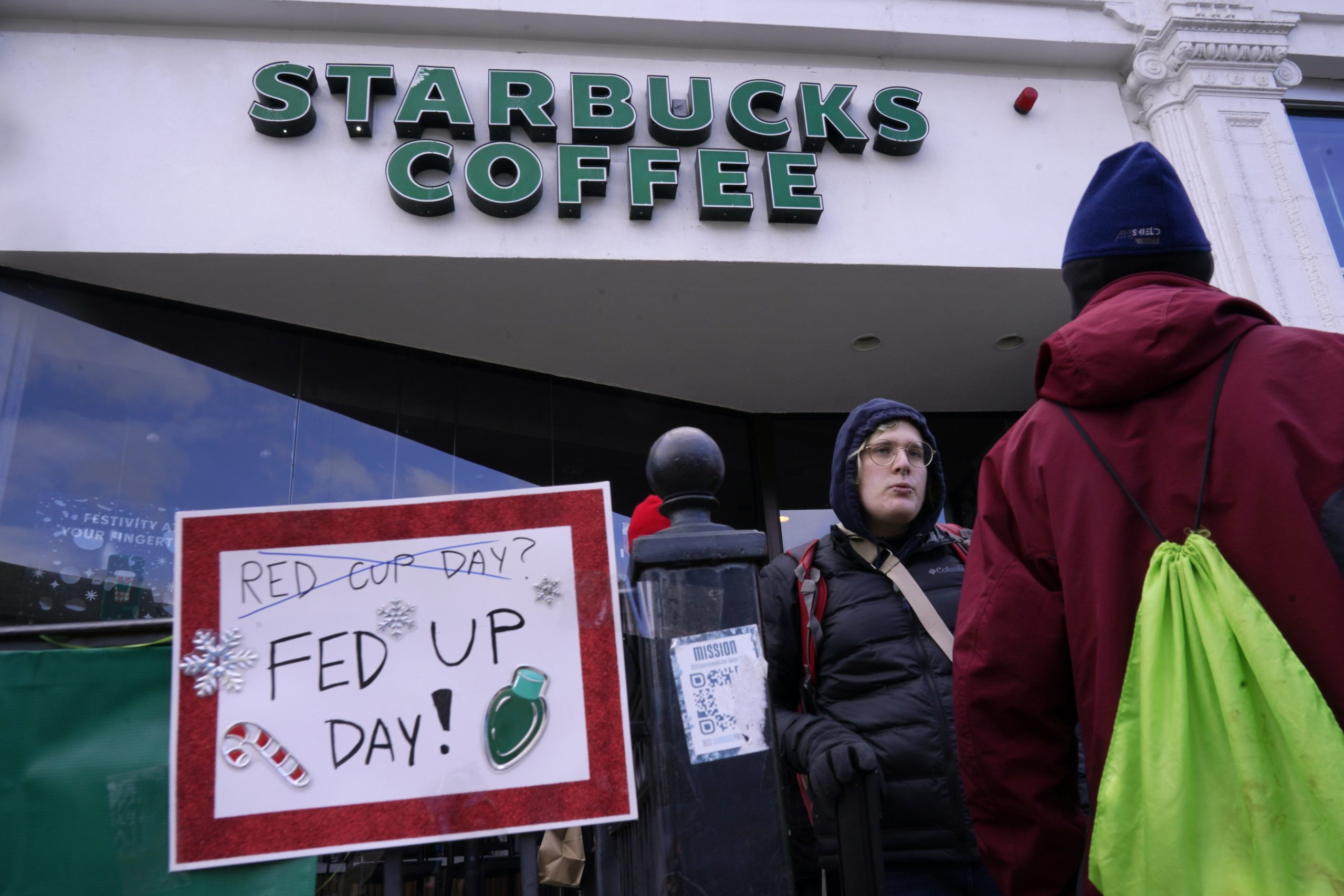 SEE IT: Left-wing senators cheer on Starbucks workers striking at over 100 stores
