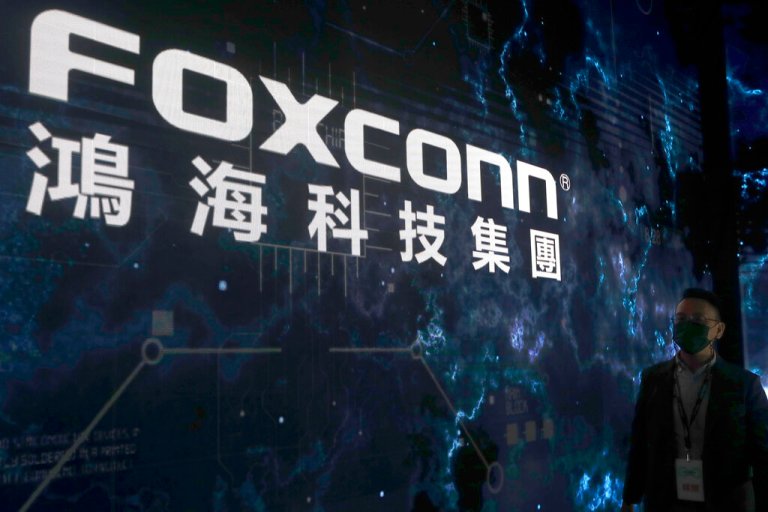 Foxconn to reopen iPhone factory after COVID-19 riots and declining revenue