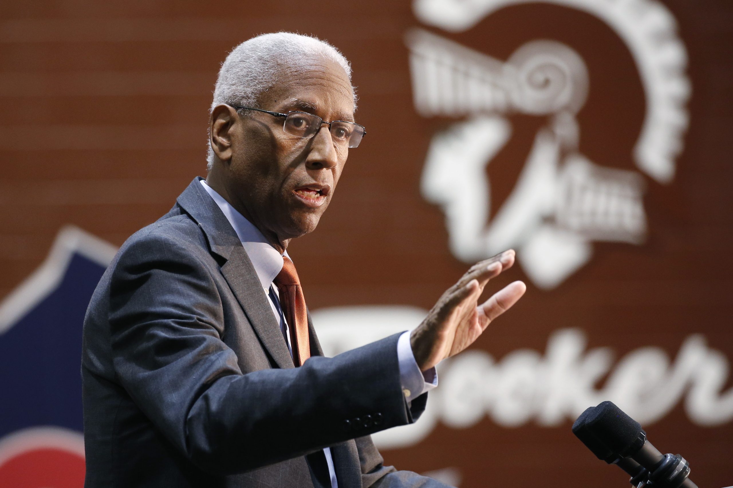 ‘Soldier for truth and justice’: Congress reacts to Rep. McEachin’s death