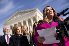 Supreme Court sides with web designer who didn’t want to create pro-LGBT messages