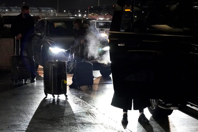 Christmas is canceled: Almost 7,000 flights scrapped or delayed as bomb cyclone causes travel chaos