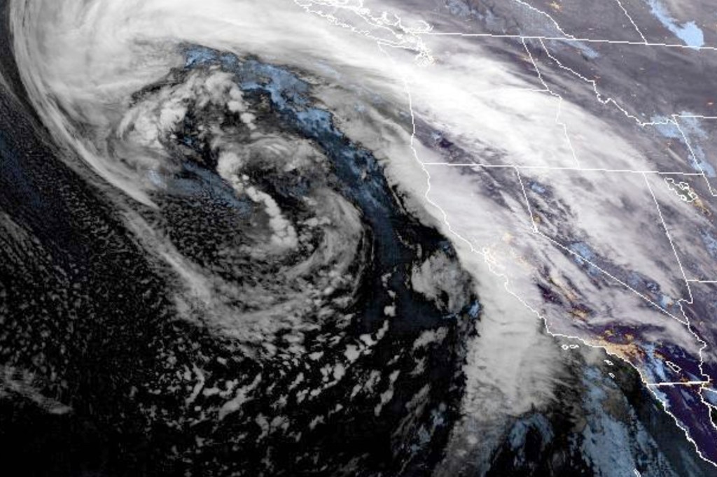 California atmospheric river storm leaves over 200,000 without power