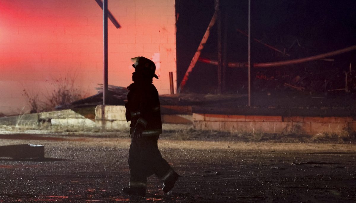 Alabama tornadoes leave six dead