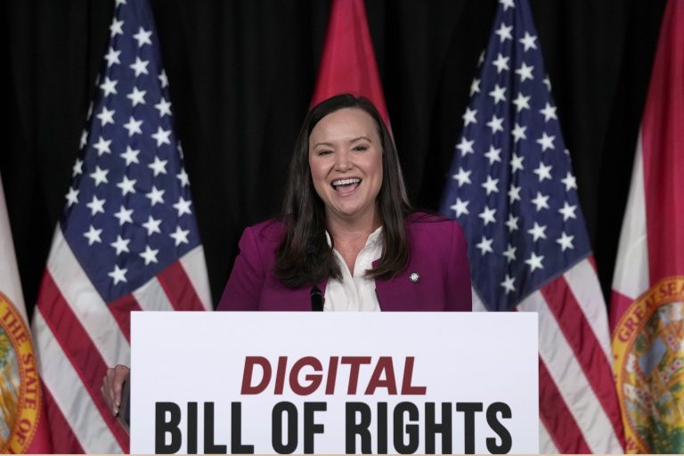 Florida attorney general warns Justice Department against opening ‘political investigation’ into immigrant flights
