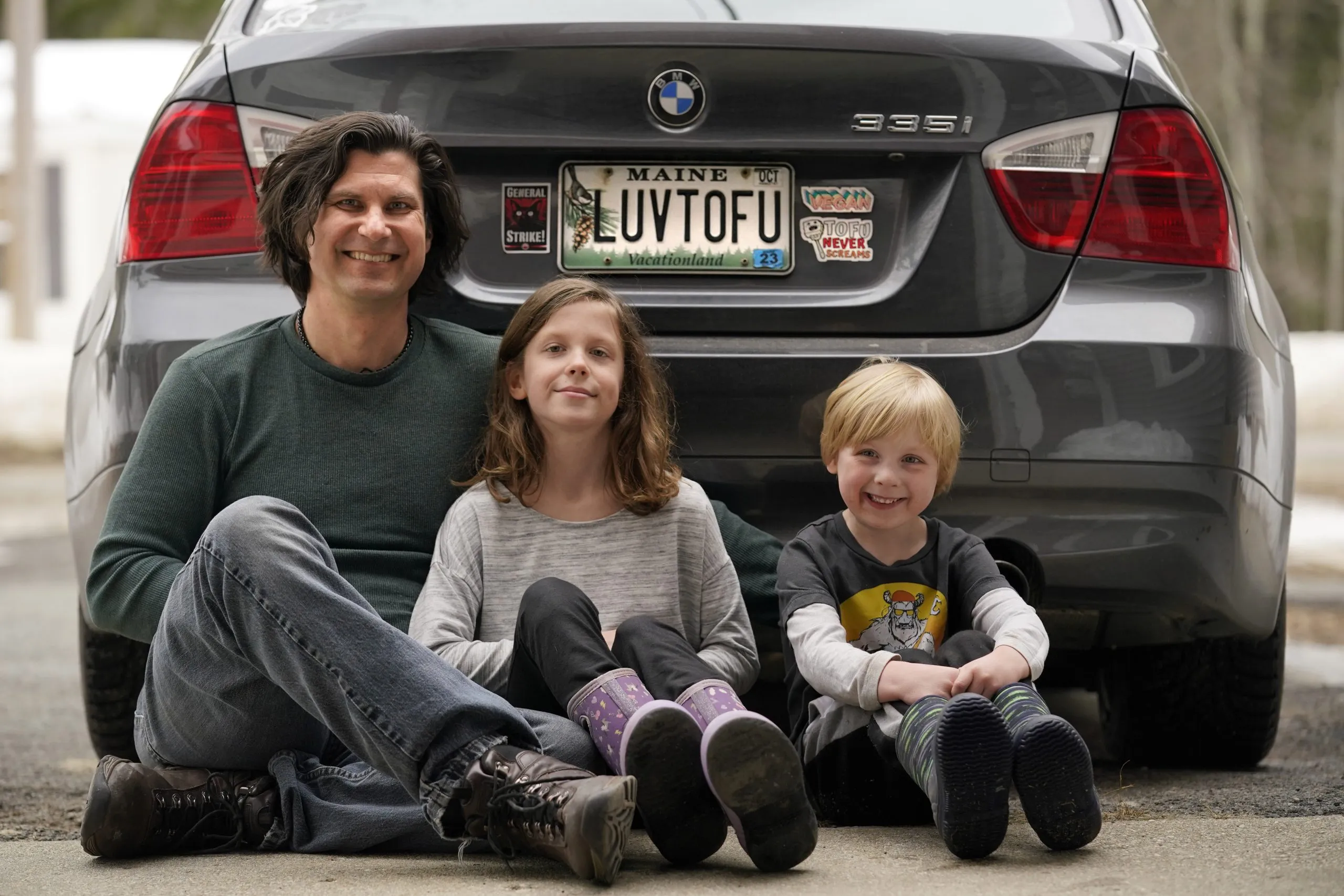 Peter Starostecki, Sadie Starostecki, Jo Jo Starostecki