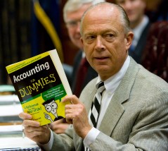 South Carolina Comptroller resigning after $3.5 billion error