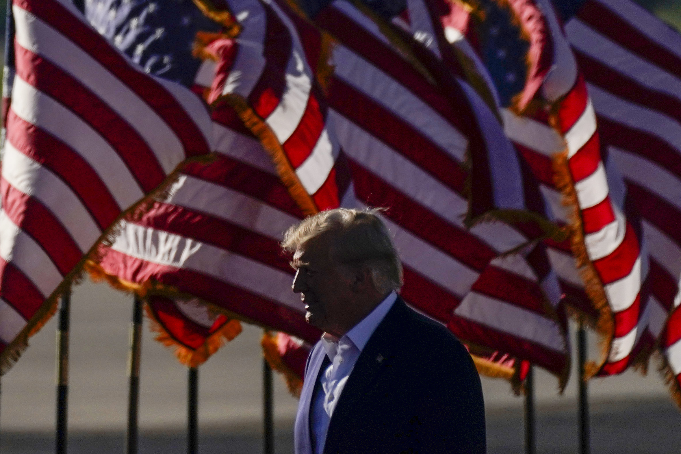 Trump warns US ‘heading into WWIII,’ says he’s the only one who can stop it