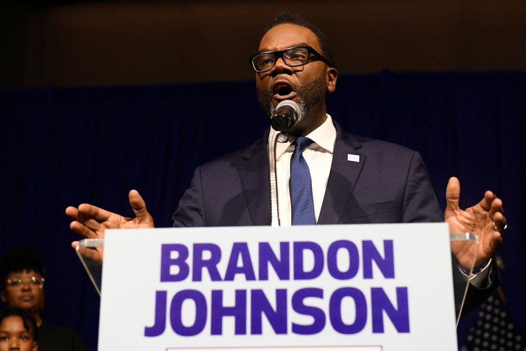 Crime spikes 38% in Chicago during Brandon Johnson’s first month in office