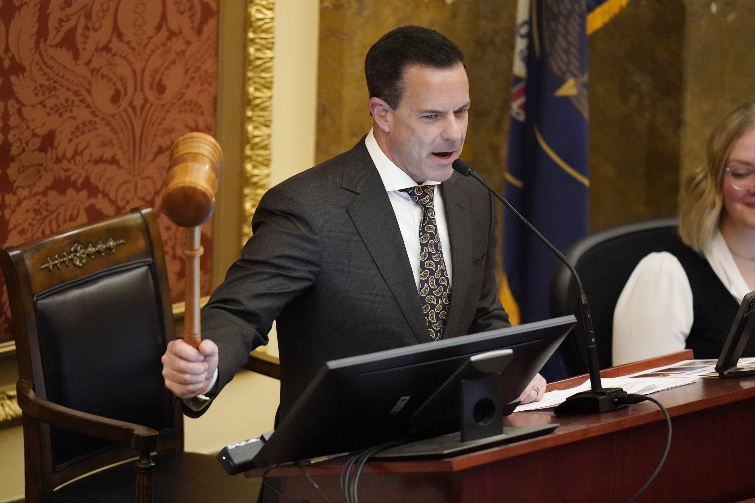 Majority of GOP legislators in Utah pushing state speaker to challenge Romney for Senate seat