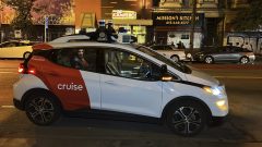 San Francisco officials ask to stop use of driverless taxis in city