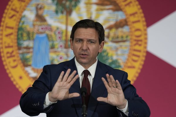 DeSantis signs sweeping immigration bill into law