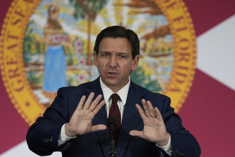 DeSantis signs sweeping immigration bill into law