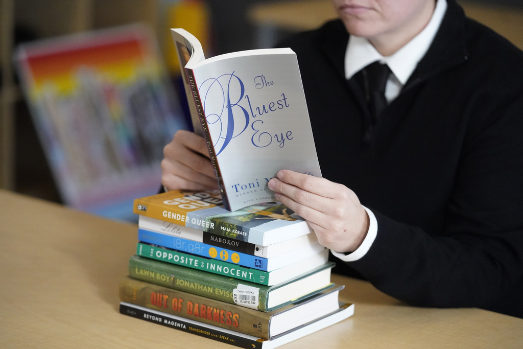 Book Ban Florida Lawsuit