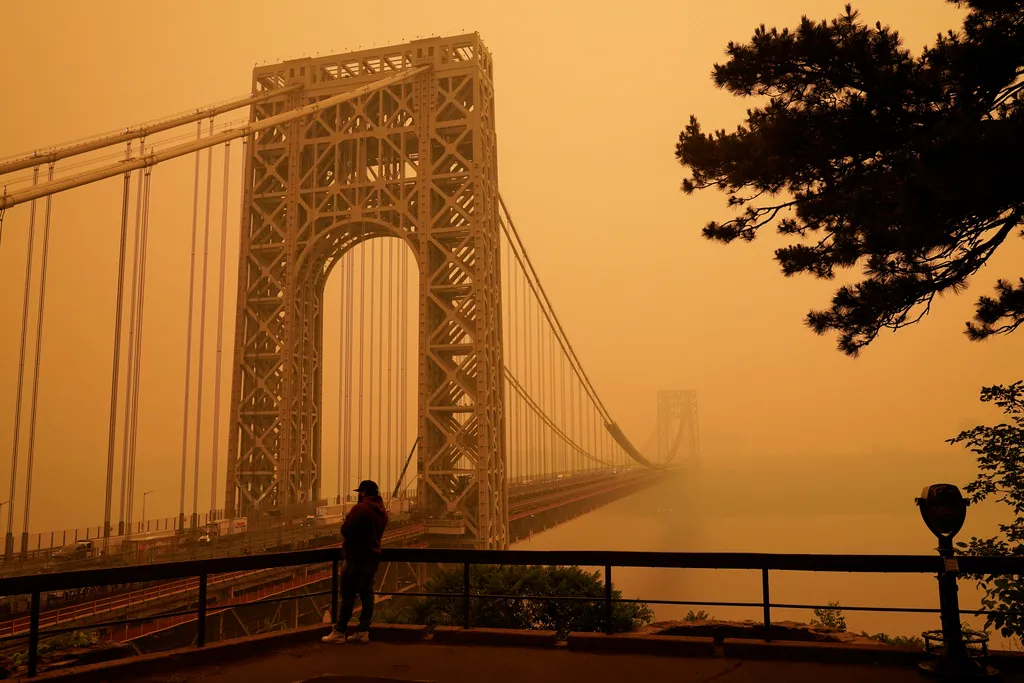 Wildfire smoke map: Track ‘hazardous’ haze as it spreads across US from Canada