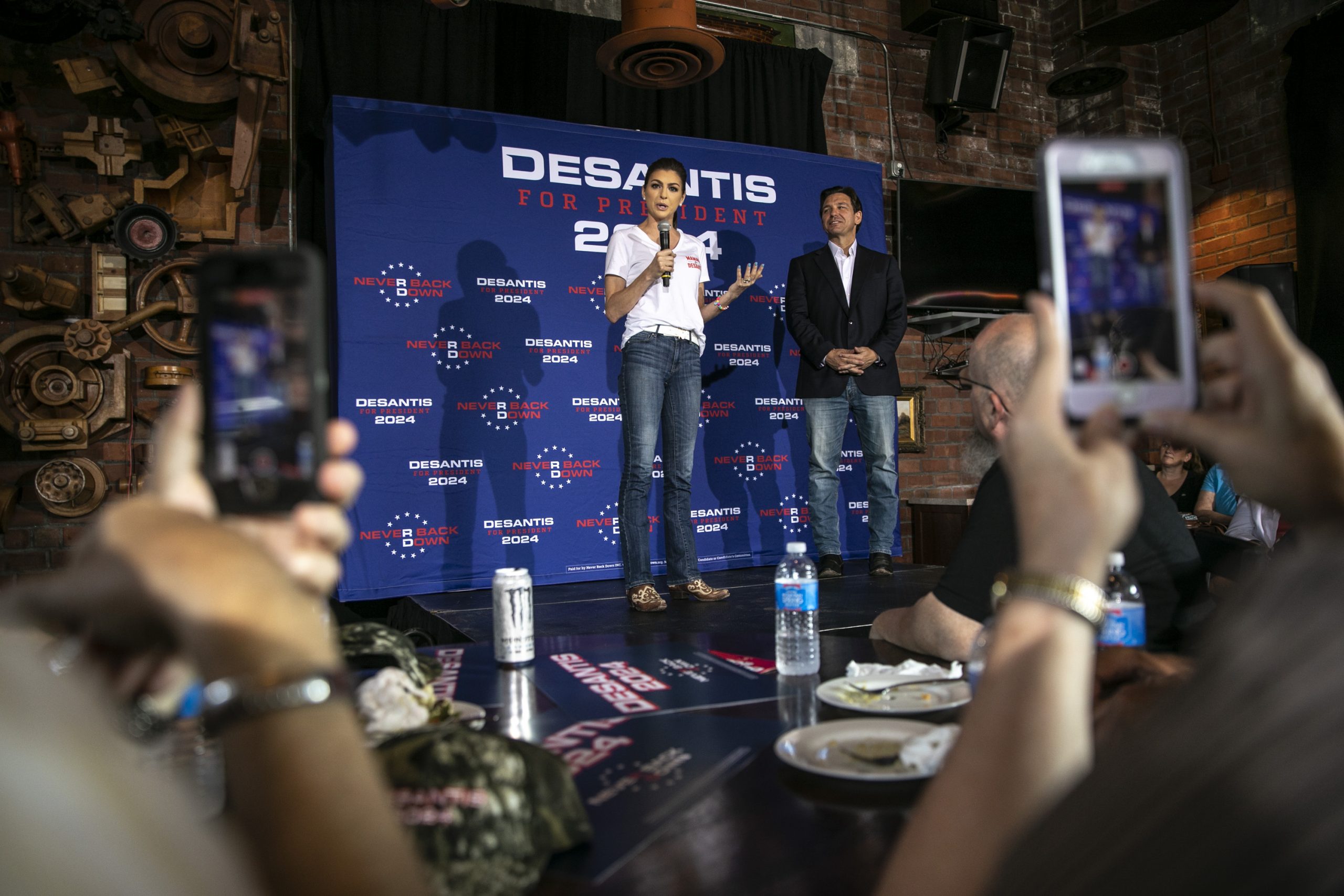 DeSantis super PAC launches grassroots parents coalition