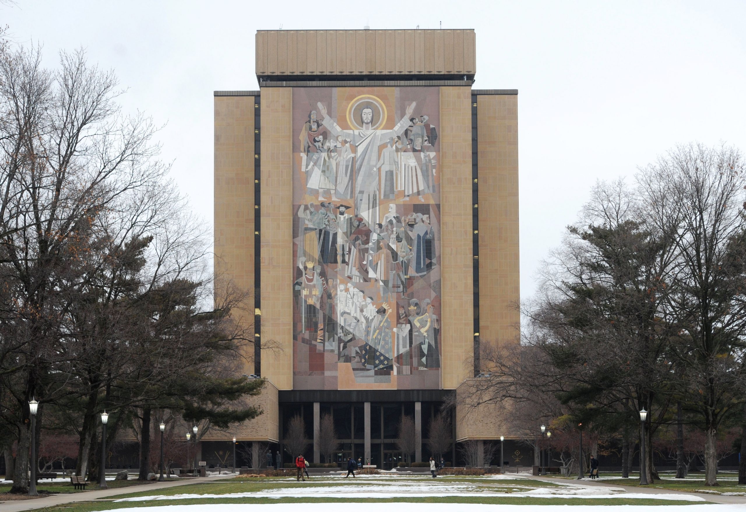 Notre Dame, with $13B endowment, urged to forgo $6M stimulus check