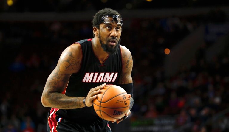 Ex-NBA star Amar’e Stoudemire charged in alleged domestic violence incident involving daughter