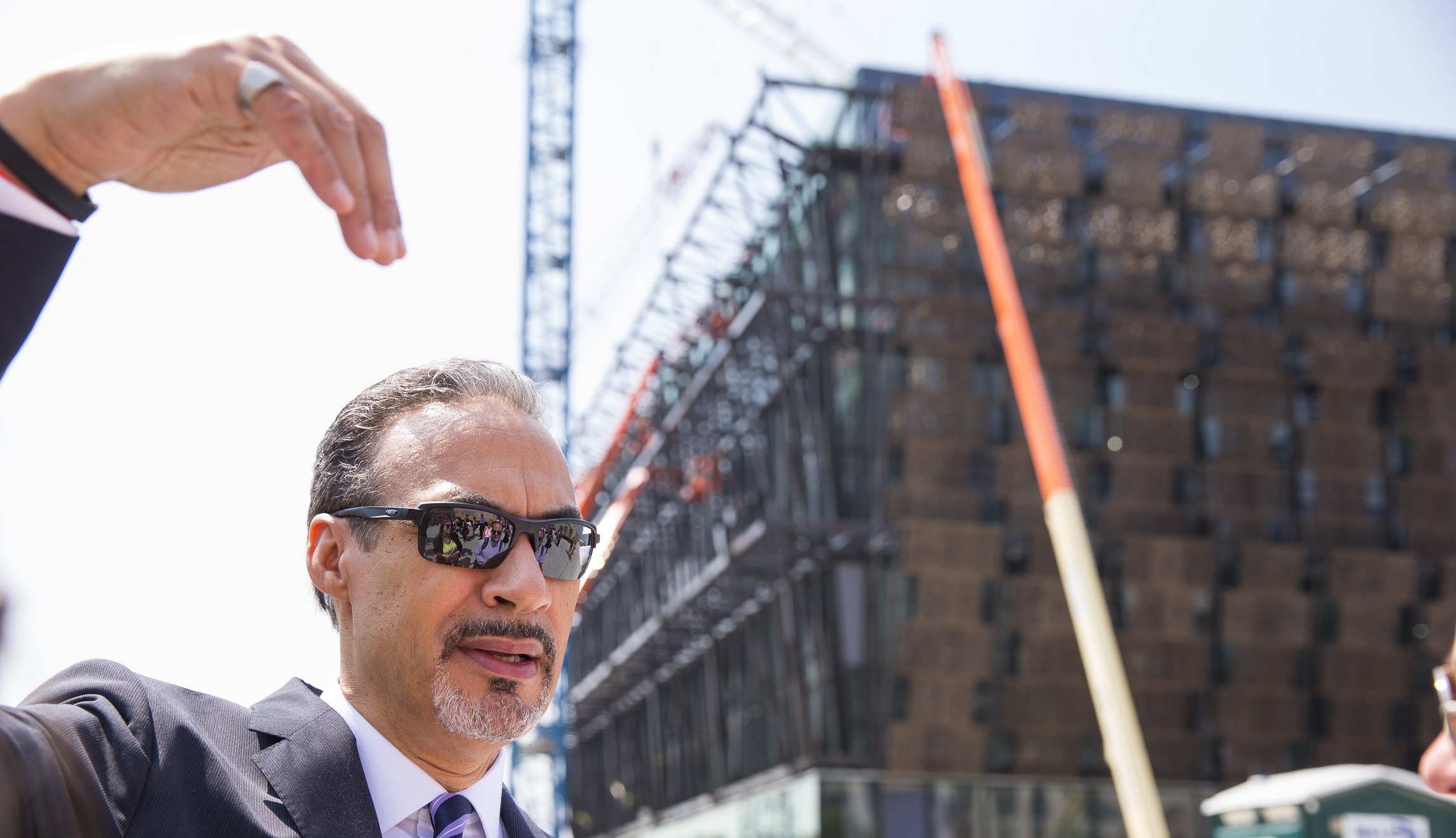 Smithsonian lectures us about the unbearable whiteness of being