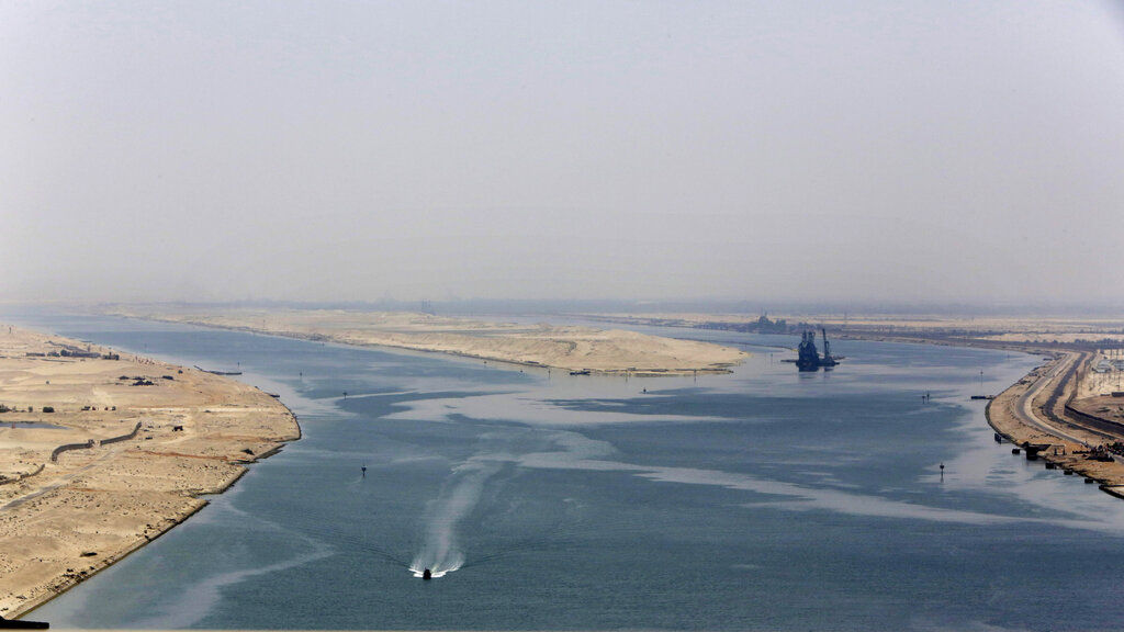 Another ship runs aground in Suez Canal