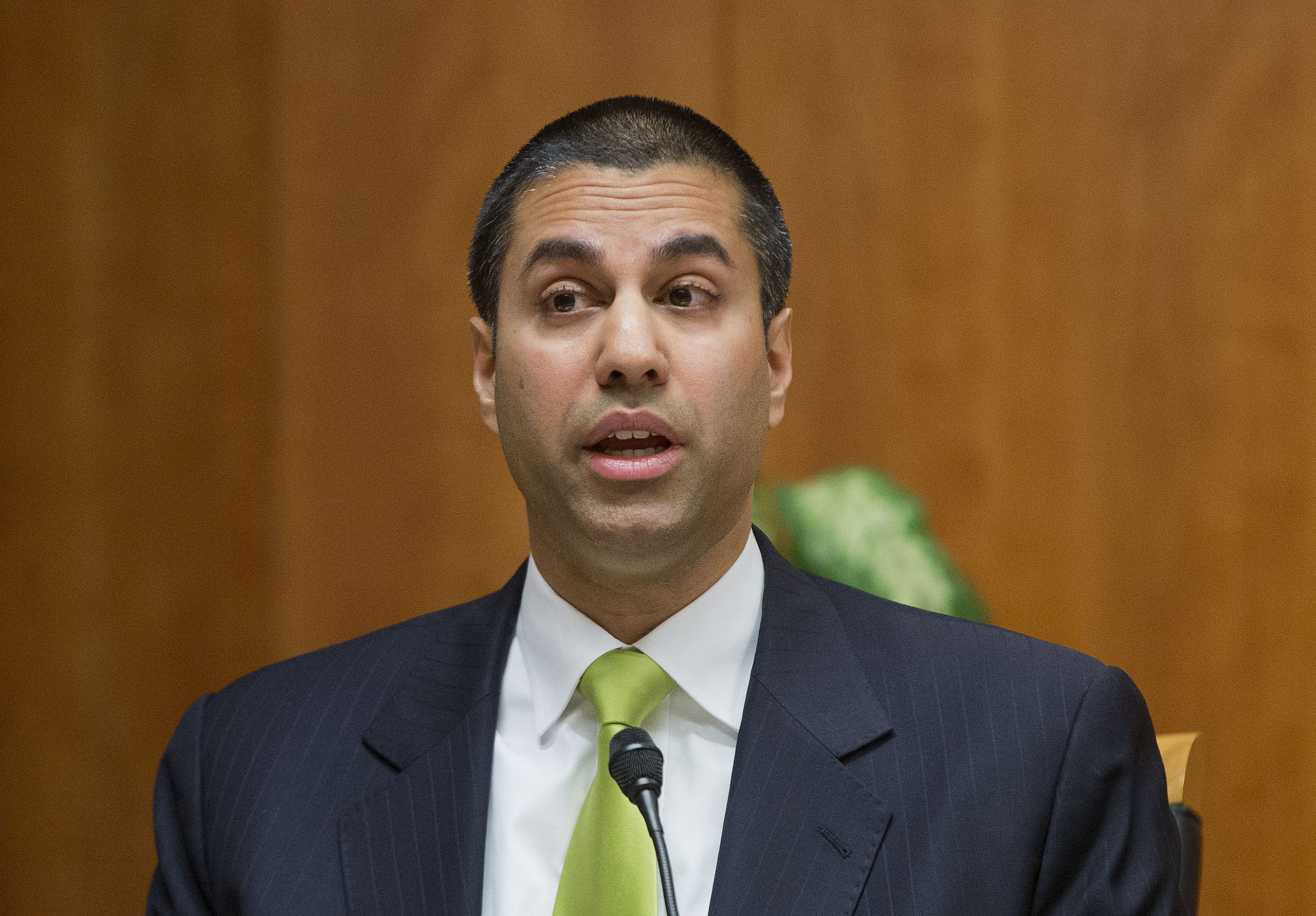 Trump taps net neutrality foe for FCC chairman