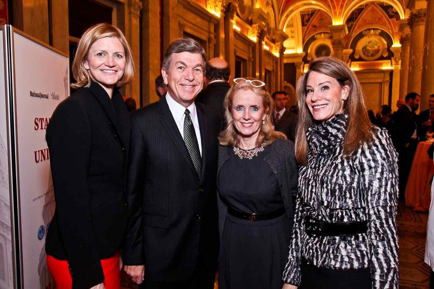 Sightings: McCain, members dine, drink before SOTU