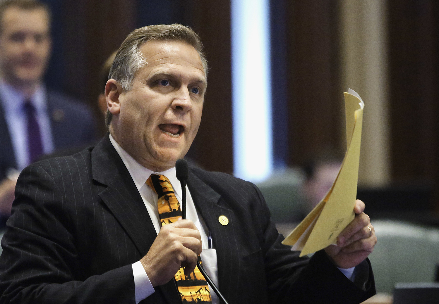 Lawmakers push to kick cockroaches out of Veterans Affairs kitchens