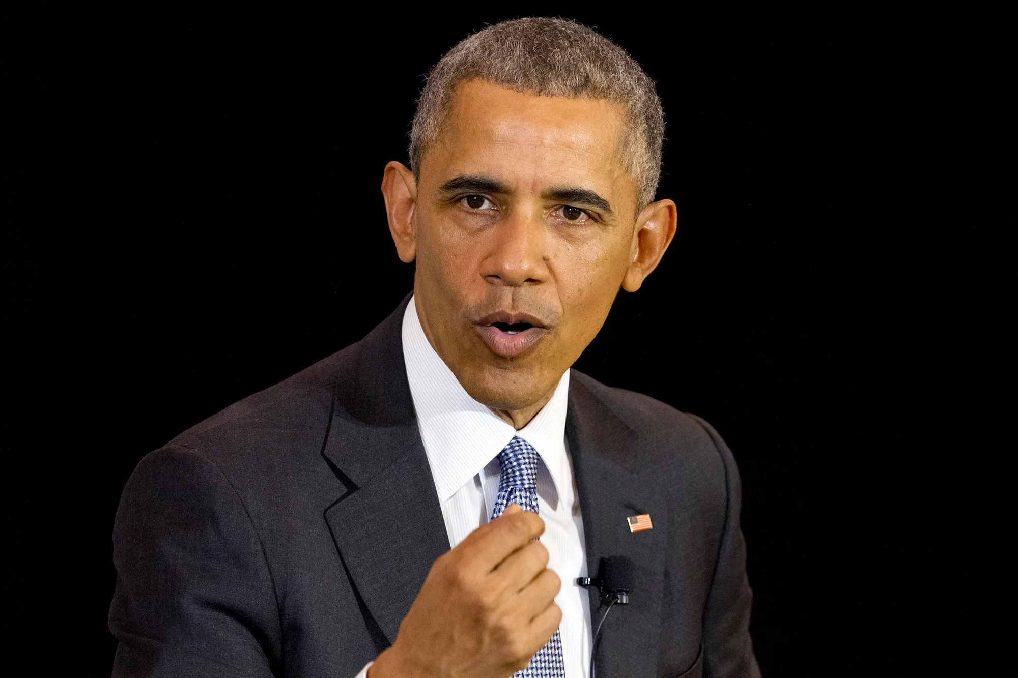 Obama investment rule could face legal, legislative threats