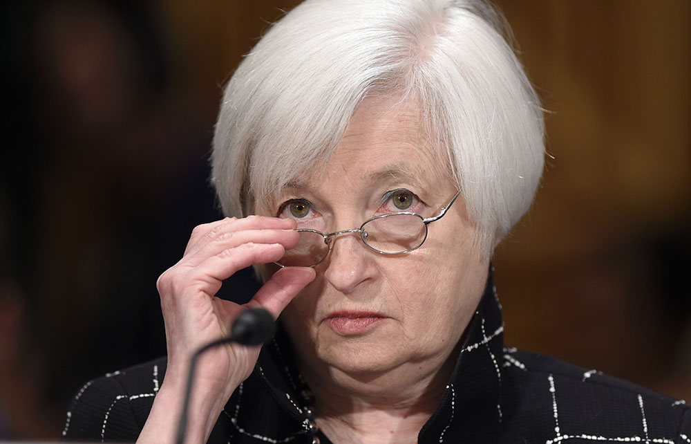 Fed faces alarm over possibility of negative rates