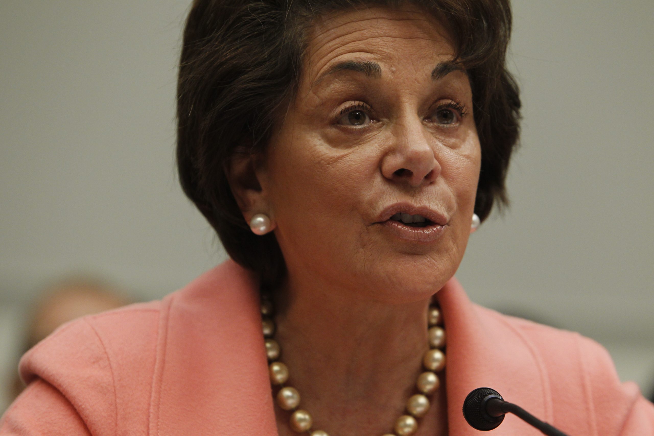 Democrats charge ahead on Pelosi drug pricing bill