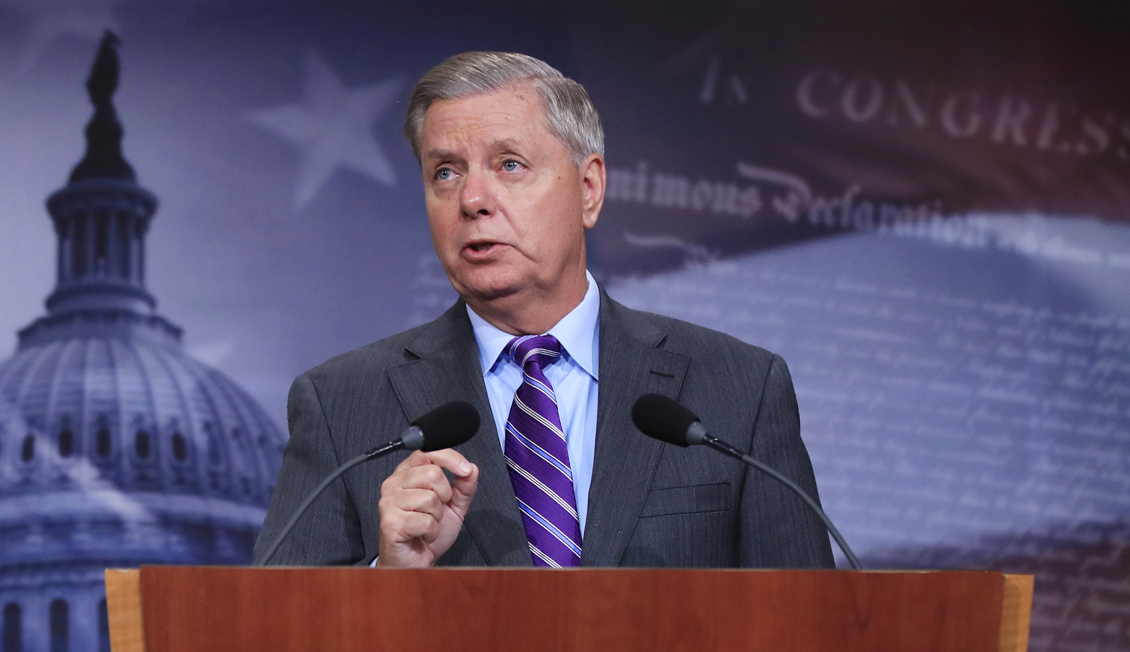 Lindsey Graham warns Trump that firing Mueller could end his presidency
