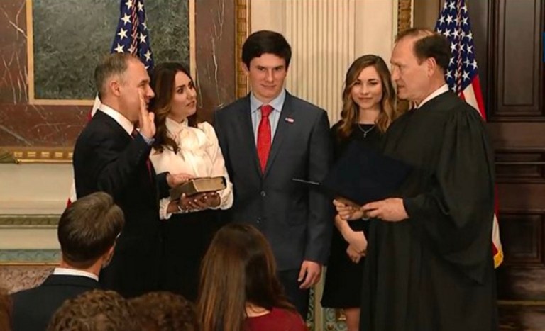 Agency says cooperation between states and government is critical, after Scott Pruitt sworn in. (Screenshot/WhiteHouse.gov)