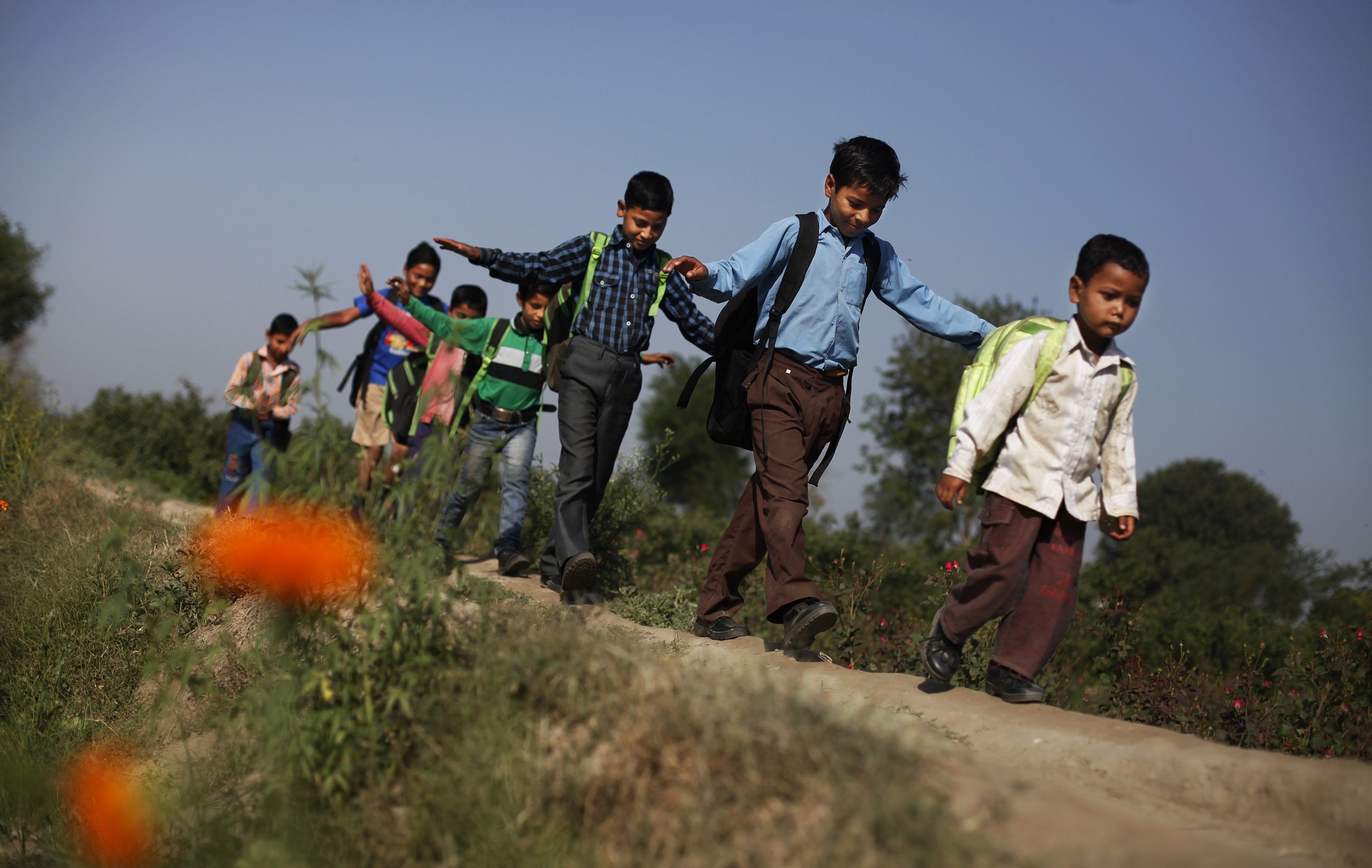 For India’s poor, a school under a railway bridge