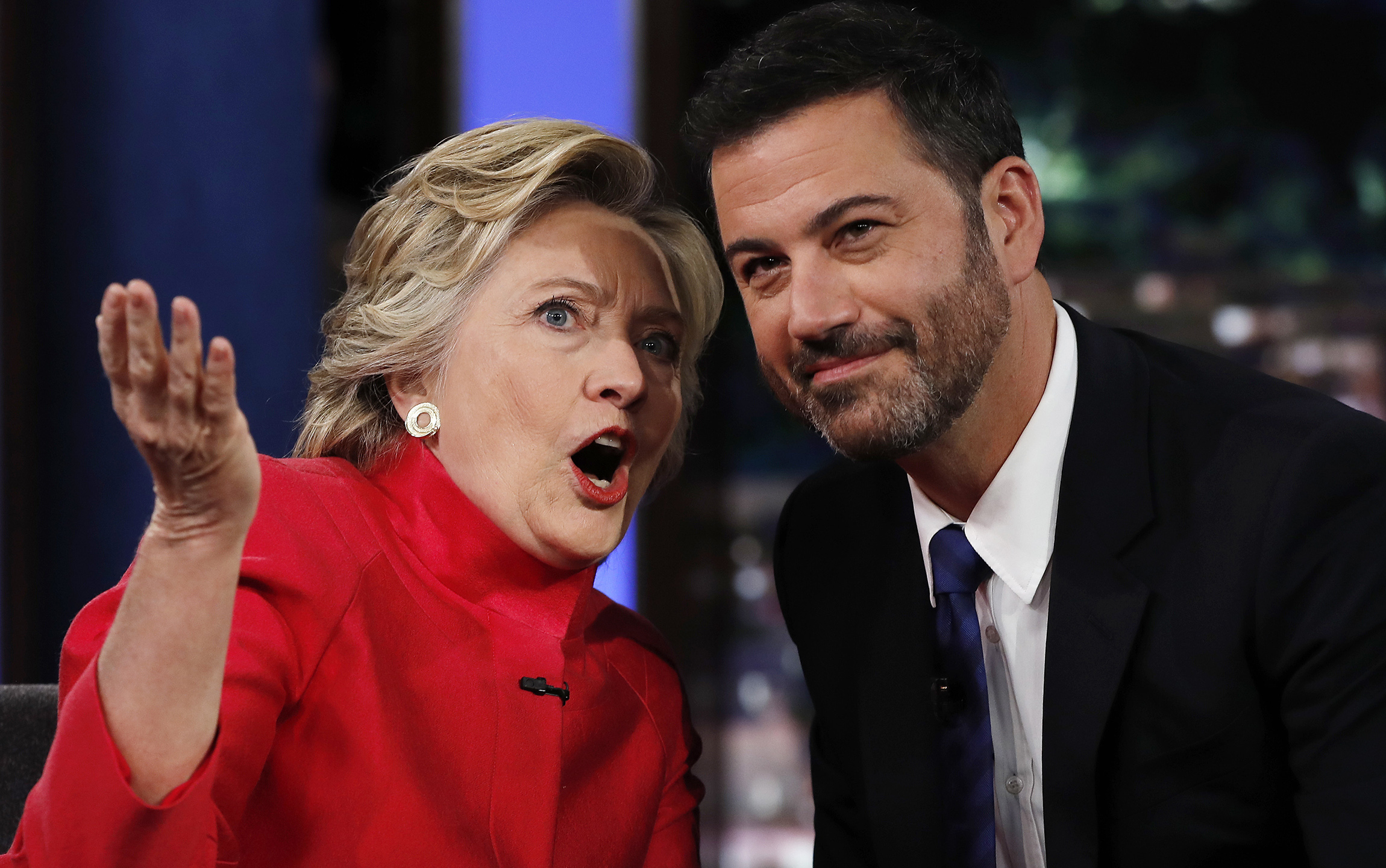 Jimmy Kimmel plays doctor to Hillary Clinton