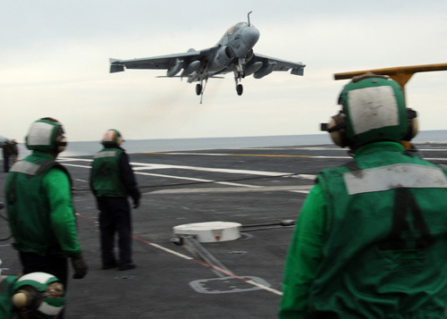 Md.’s U.S. senators push to keep Navy air squadron in state