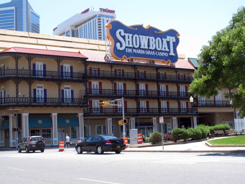 Atlantic City casino shutdown needed, analysts say