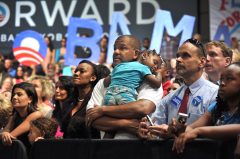 Obama makes push to win over Florida seniors