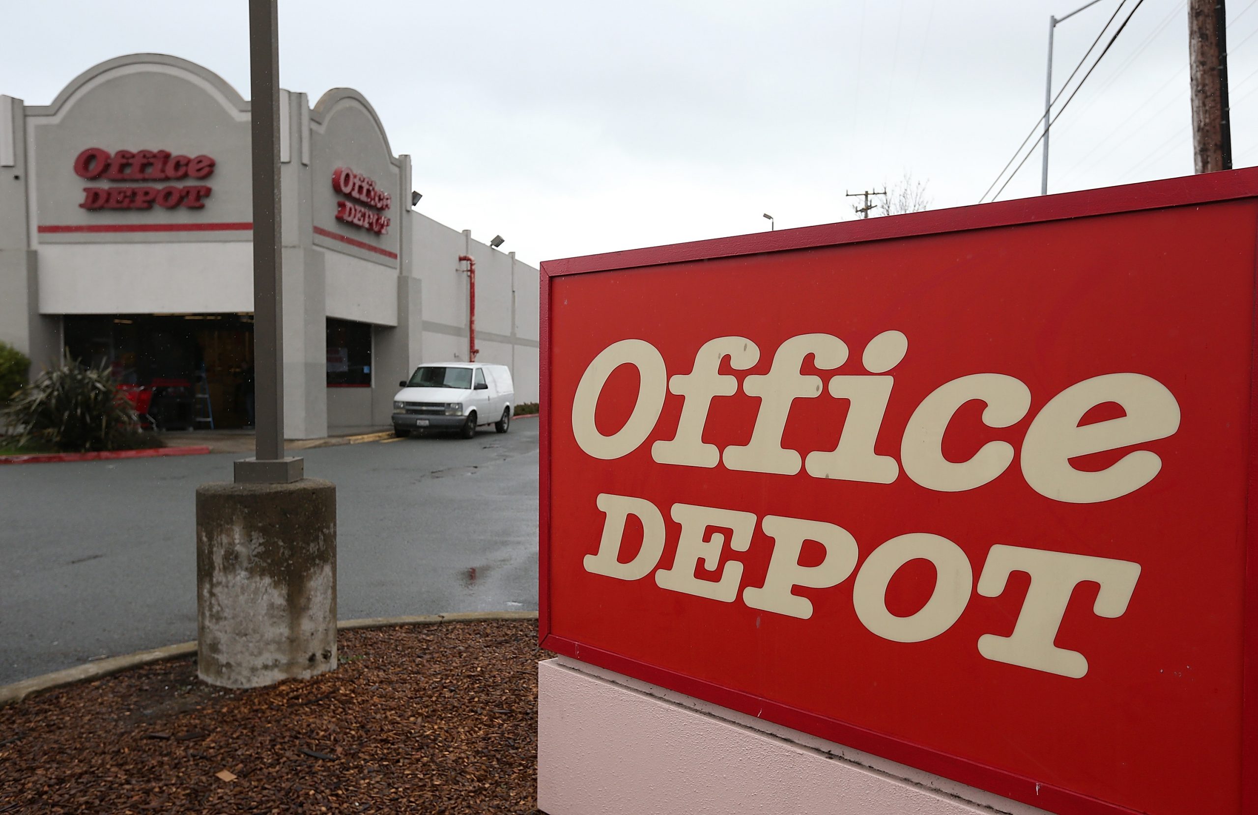 Could antitrust laws help Wal-Mart beat smaller competitors?