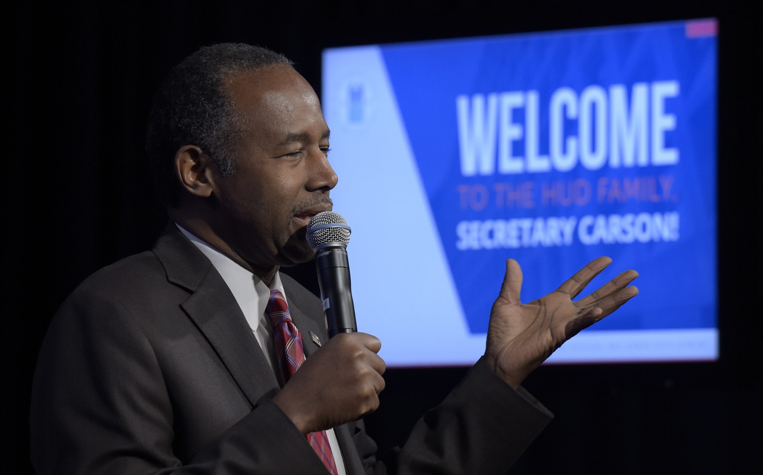 Ben Carson’s comments on slavery draw swift rebuke from ex-president’s daughter