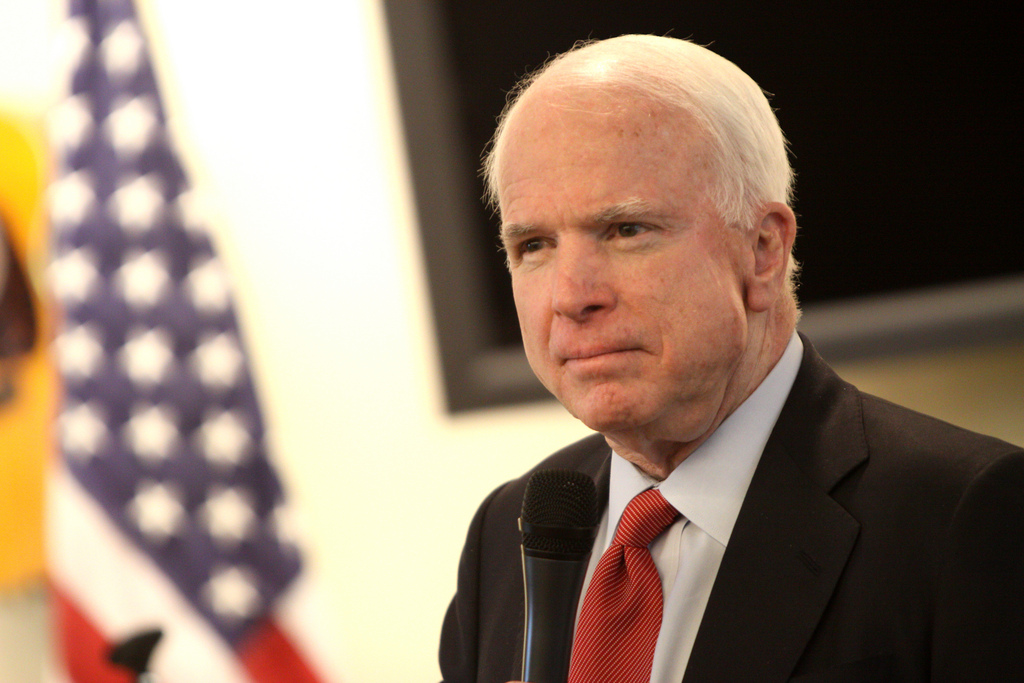McCain Urges Trump to Give Ukraine Lethal Defensive Aid