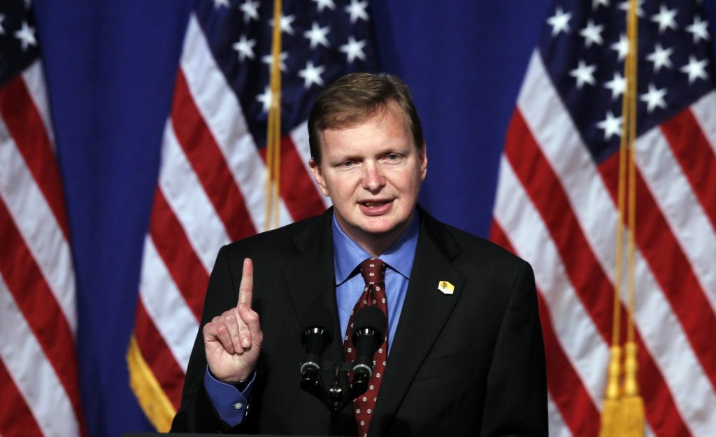 White House: Don’t interpret Jim Messina’s support for Hillary Clinton as Obama’s