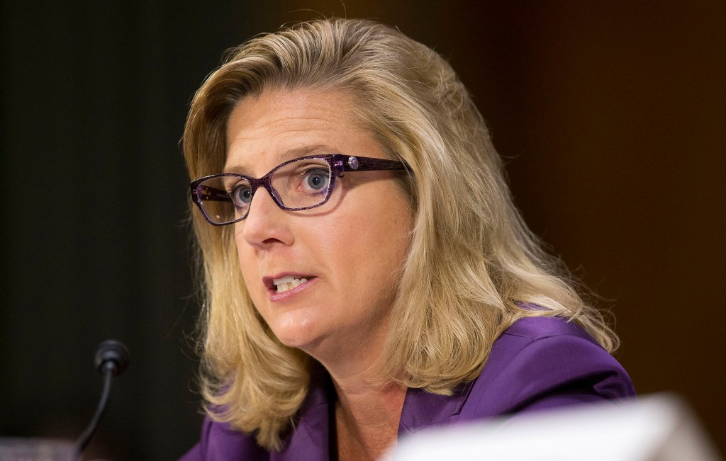 Pentagon policy chief steps down